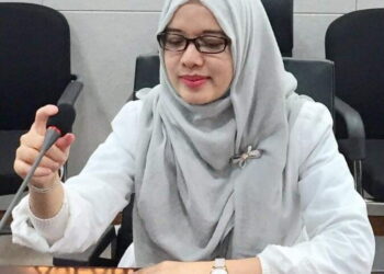 Bahasa Feminin dalam Kumpulan Cerpen Catatan Pertama Karya Reno Wulan Sari