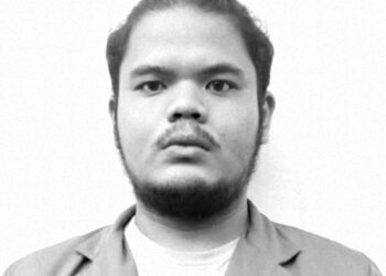 Puisi-puisi Julian Makhmudasa