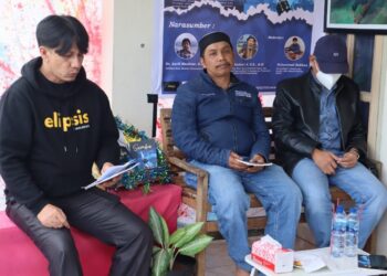 “Sumbu” Wujud Kerja Nyata Kuflet di Ranah Sastra