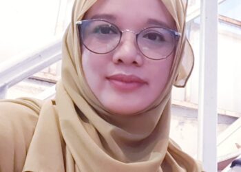 Puisi-puisi Elly Delfia