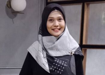 Puisi-puisi Ria Febrina