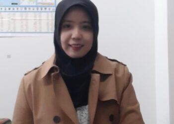 Petinju dan Peninju; Manakah yang Benar?