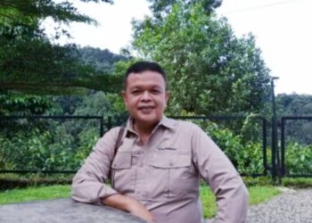 Caleg di Angkot