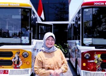 Keretek dan Onomatope Lain dalam Bahasa Indonesia