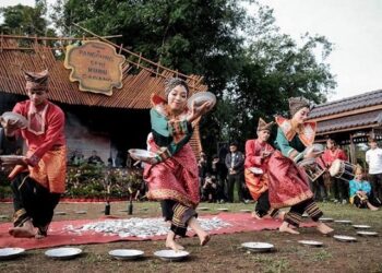 Kunjungan Wisatawan ke Sumbar Meningkat, Program Pariwisata Berbasis Masyarakat Dinilai Layak Dipertahankan
