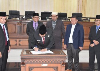 Perda APBD Perubahan 2024 Kabupaten Agam Disahkan