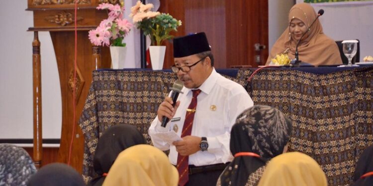 Guru-guru di Agam Diminta Terus Tingkatkan Kompetensi Demi Mutu Pendidikan