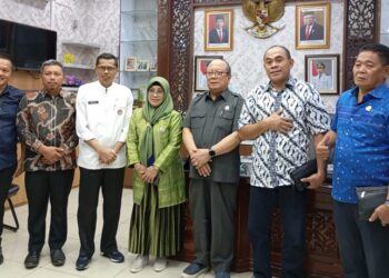 Komisi II DPRD Sulawesi Tenggara saat di DPRD Sumbar (Foto: Ist)