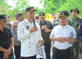 Mahyeldi Sebut Akses ke Pelabuhan Teluk Tapang Sudah Dikerjakan 17,87 dari Total 23,47 Kilometer