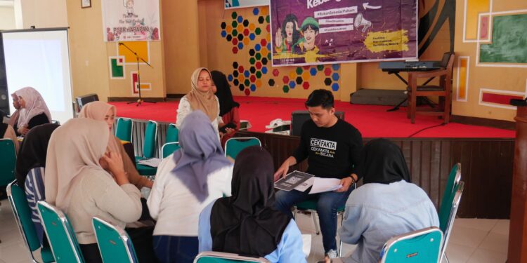 MAFINDO Ajak Remaja di Padang Panjang Lawan Hoax Jelang Pilkada