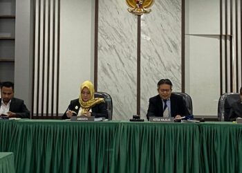 Komisioner KI Sumbar (Foto: Ist)