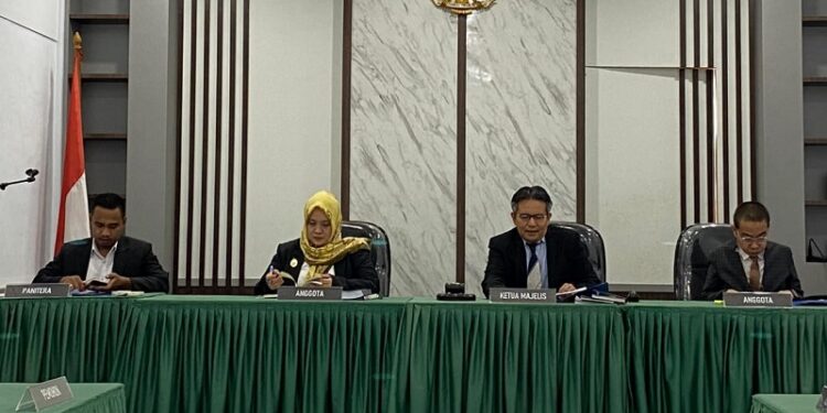 Komisioner KI Sumbar (Foto: Ist)