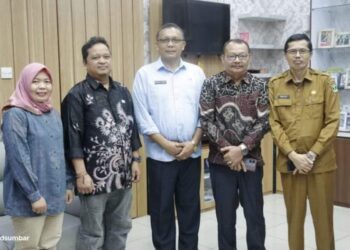 Sekretaris DPRD Sumbar Terima Kunjungan Ketua Sementara DPRD Mentawai