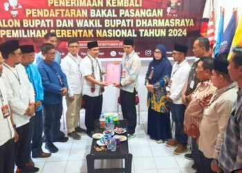 Pilkada Dharmasraya Batal Lawan Kotak Kosong, Adi Gunawan-Romi Siska Siap Hadapi Annisa Suci Ramadhani-Leli Arni