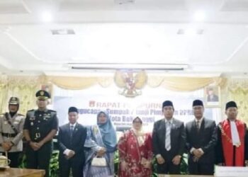 Pimpinan DPRD Bukittinggi Dilantik, Syaiful Efendi Ketua, Zulhamdi Nova Candhra Wakil