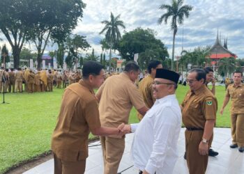 Gantikan Hansastri, Erinaldi Resmi Jabat Plh Sekda Sumbar