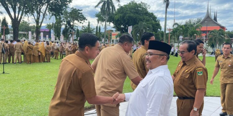 Gantikan Hansastri, Erinaldi Resmi Jabat Plh Sekda Sumbar