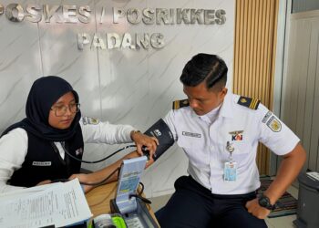Awak KAI Sumbar Rutin Cek Kesehatan Demi Keselamatan