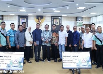 Anggota DPRD Kabupaten Bungo, Provinsi Jambi melakukan studi banding ke DPRD Sumbar (Foto: Ist)
