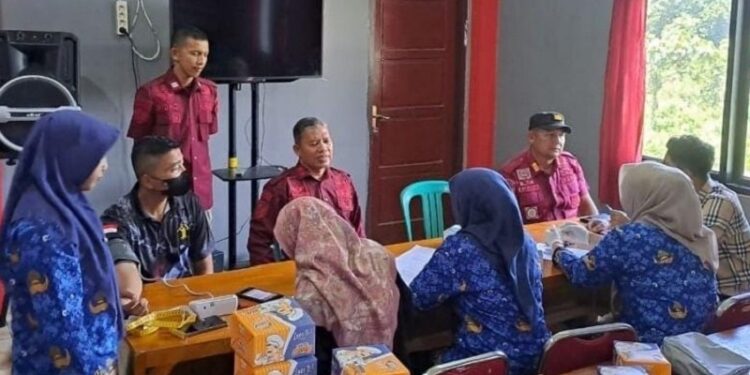 Pegawai Lapas Dharmasraya Jalani Cek Kesehatan PTM