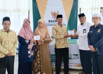 Guru TPQ/TPSQ/MDA/Tahfiz di Dharmasraya Diganjar Insentif Tahap II