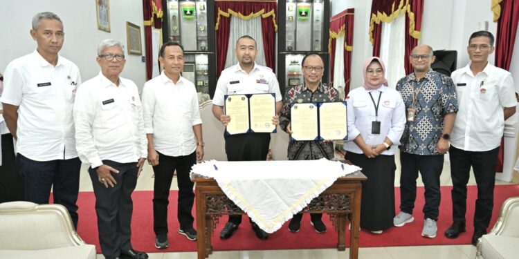 Pemprov Sumbar Sepakati Pengawasan Penyaluran BBM dan Gas