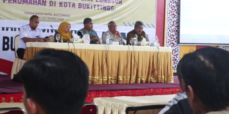 Disperkimtan Sumbar Data Rumah Rawan Bencana Secara Digital