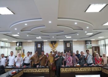 Keluhkan Soal Formasi, Tenaga Teknis Non ASN Sumbar Mengadu ke DPRD Sumbar