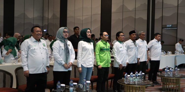 Foto pembukaan kegiatan Bimtek Simpel oleh DPP PKB. Sabtu, (09/11/2024) [ foto : sci/tmi]