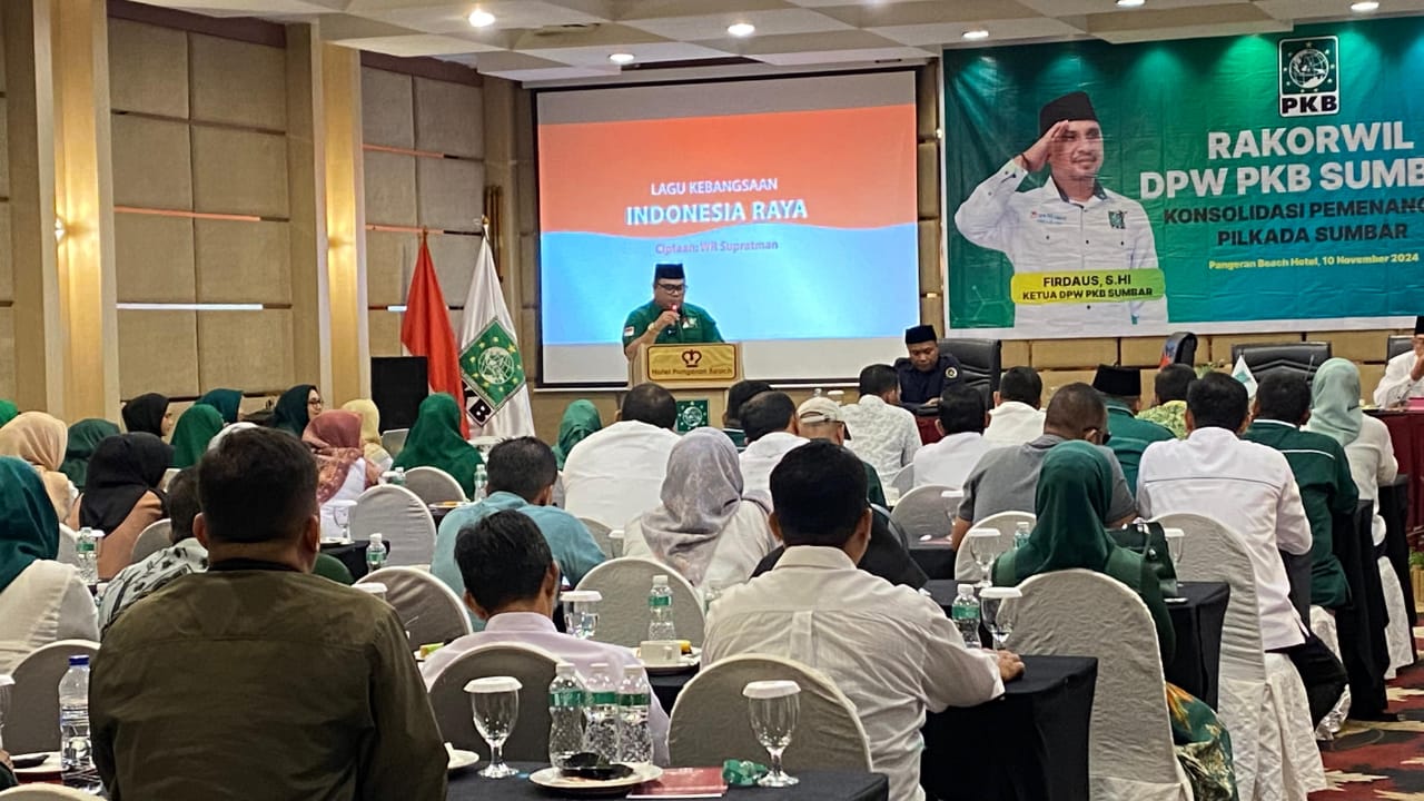 Sekretaris DPW PKB Sumbar, Rico Alviano saat memberikan sambutan. Minggu, (10/11/2024) [foto : sci/tmi]