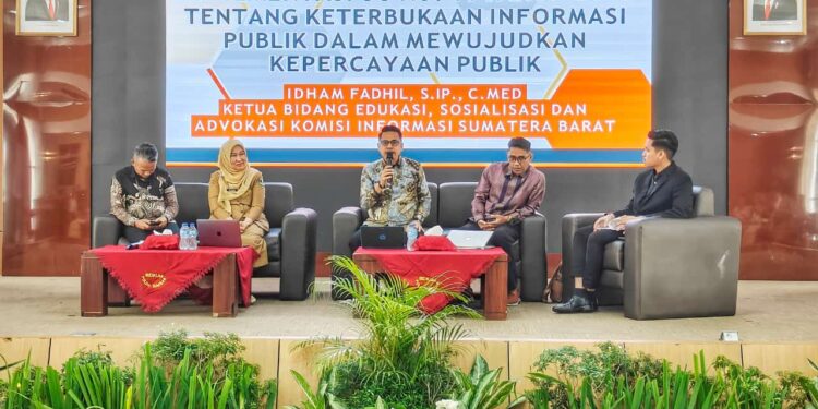 Polda Sumbar Dorong Transparansi Melalui Seminar Keterbukaan Informasi Publik