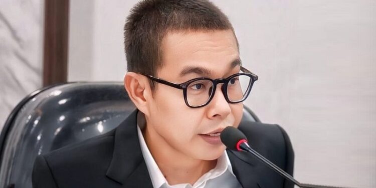 Ketua Komisi Informasi Sumbar Musfi Yendra (Foto: Ist)