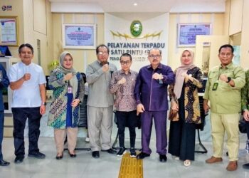 PTN Padang gandeng KI Sumbar untuk mendampingi monitoring dan evaluasi (Monev) bulan Informasi Publik bersama PN se-Sumbar (Foto: Ist)