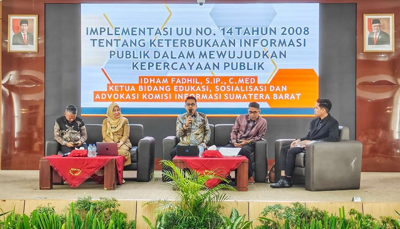 Komisioner Komisi Informasi Sumbar, Idham Fadhli (Foto: Ist)