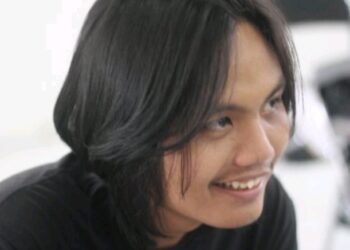 Unsur Romantisme dalam Puisi “Aku” Karya Chairil Anwar dan Puisi “Sebab Dikau” Karya Amir Hamzah