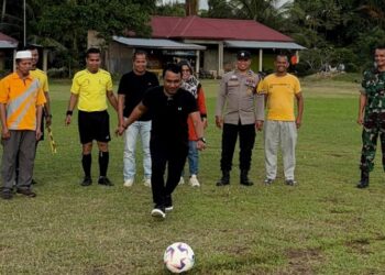 Anggota DPRD Sumbar Firdaus Buka Turnamen Gemtopar Cup