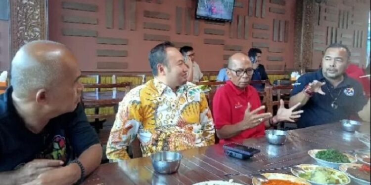 Rahmat Saleh Tampung Aspirasi PJKIP Sumbar Terkait Reward Badan Publik Informatif