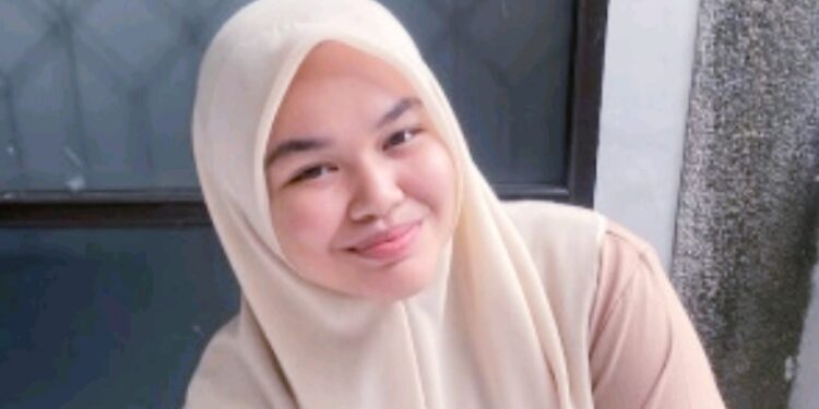 Sajak-Sajak Zawawi Imron sebagai Bentuk Sastra Kontekstual