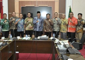 PLTS Terapung di Danau Singkarak, Gubernur Optimis Energi Terbarukan Angkat Potensi Sumbar