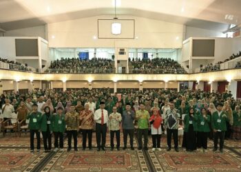 Mahasiswa Unand KKN, Gubernur Mahyeldi: Harus Berkontribusi Bagi Pembangunan Nagari