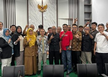 Edukasi Keterbukaan Informasi Publik 2024, KI Sumbar dan Kominfotik Perkuat Sinergi dengan Media