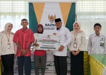 Bantu Masyarakat, Baznas Dharmasraya Kembali Salurkan Zakat