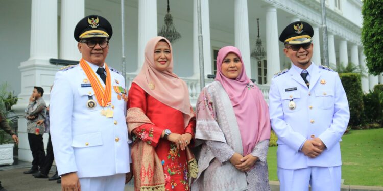 Wako dan Wawako Bukittinggi 2025-2030 Resmi Dilantik