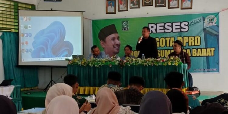 Firdaus Reses di Padang Pariaman, Soroti Soal Pentingnya Pelestarian Seni Budaya