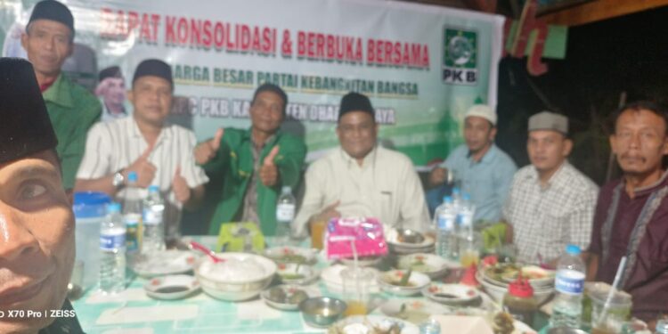 Rapat konsolidasi dan berbuka bersama PKB Dharmasraya. Minggu, (16/03/2025) [foto : ist]