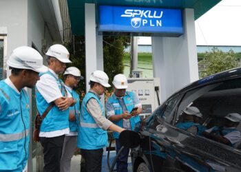 PLN Sumbar Siap Kawal Pemudik dengan Kendaraan Listrik