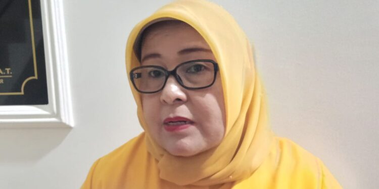 Anggota DPRD Sumbar Fraksi Golkar, Siti Izzati Aziz. [foto : Sci/yrp]