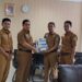 DPRD Pasbar Serahkan SK Mendagri Soal Usulan Penetapan Bupati dan Wabup Terpilih