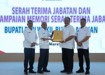 Pemkab Asahan laksanakan Serah Terima Jabatan Bupati Asahan Periode 2021-2025 kepada Bupati dan Wakil Bupati Asahan periode 2025-2030 di Aula Melati Kantor Bupati Asahan, Rabu (05/03/2025).