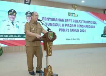 Bupati dan Wabup Asahan Ikuti Penyerahan SPPT PBB-P2 Tahun 2025